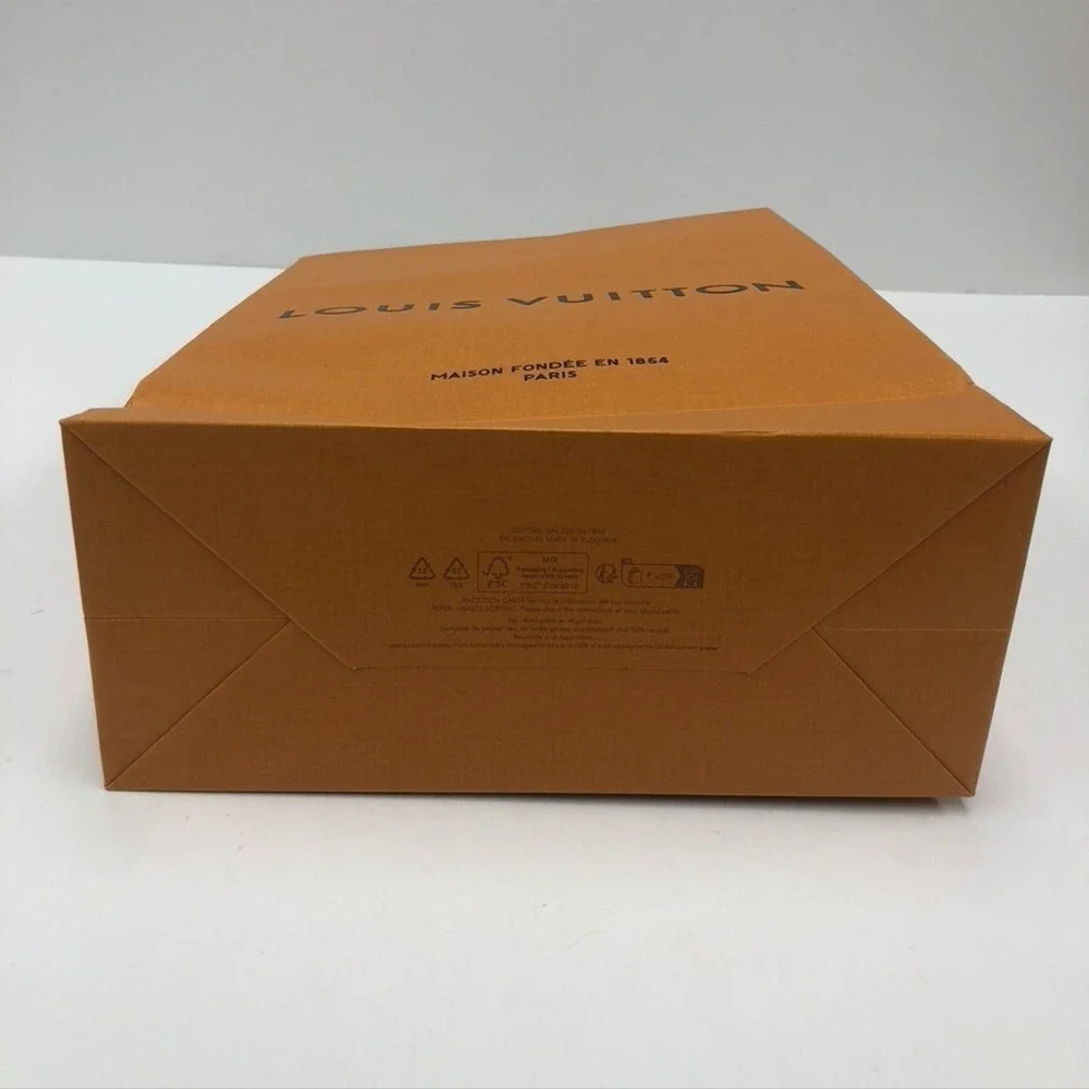 Louis Vuitton measurements can